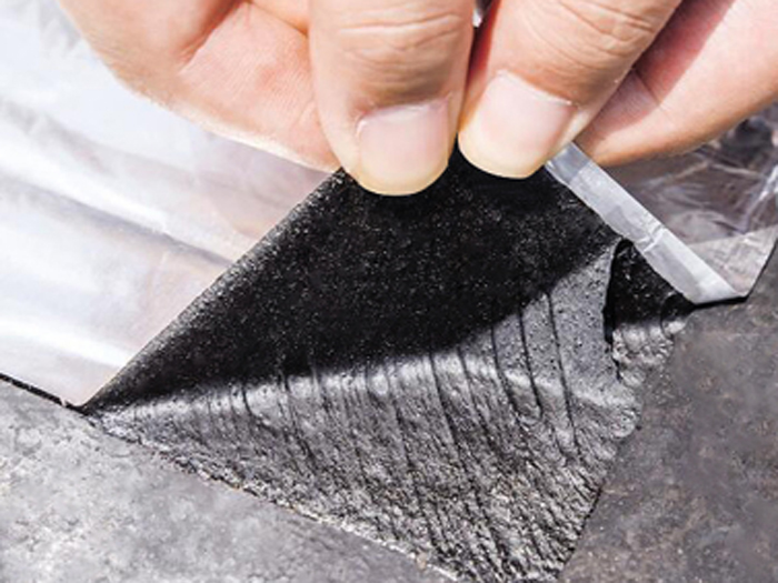 自粘聚合物改性沥青防水卷材